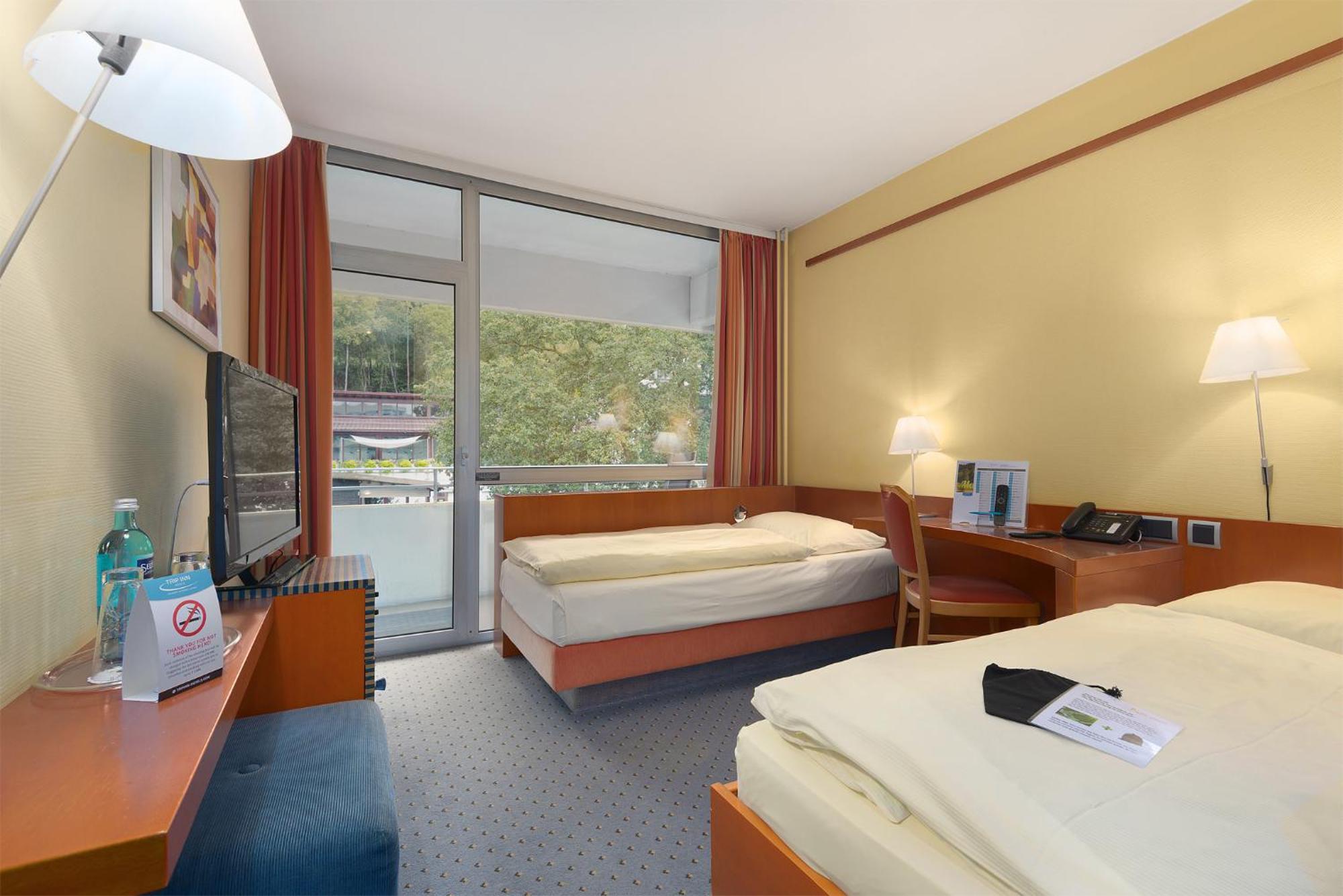 Trip Inn Landhotel Badsoden-Salmuenster Bad Soden-Salmünster Exteriör bild